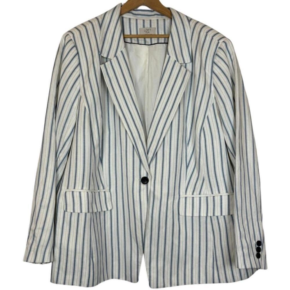 LOFT Plus Linen Blend Blue and White Vertical Nautical Striped Blazer Size: 24